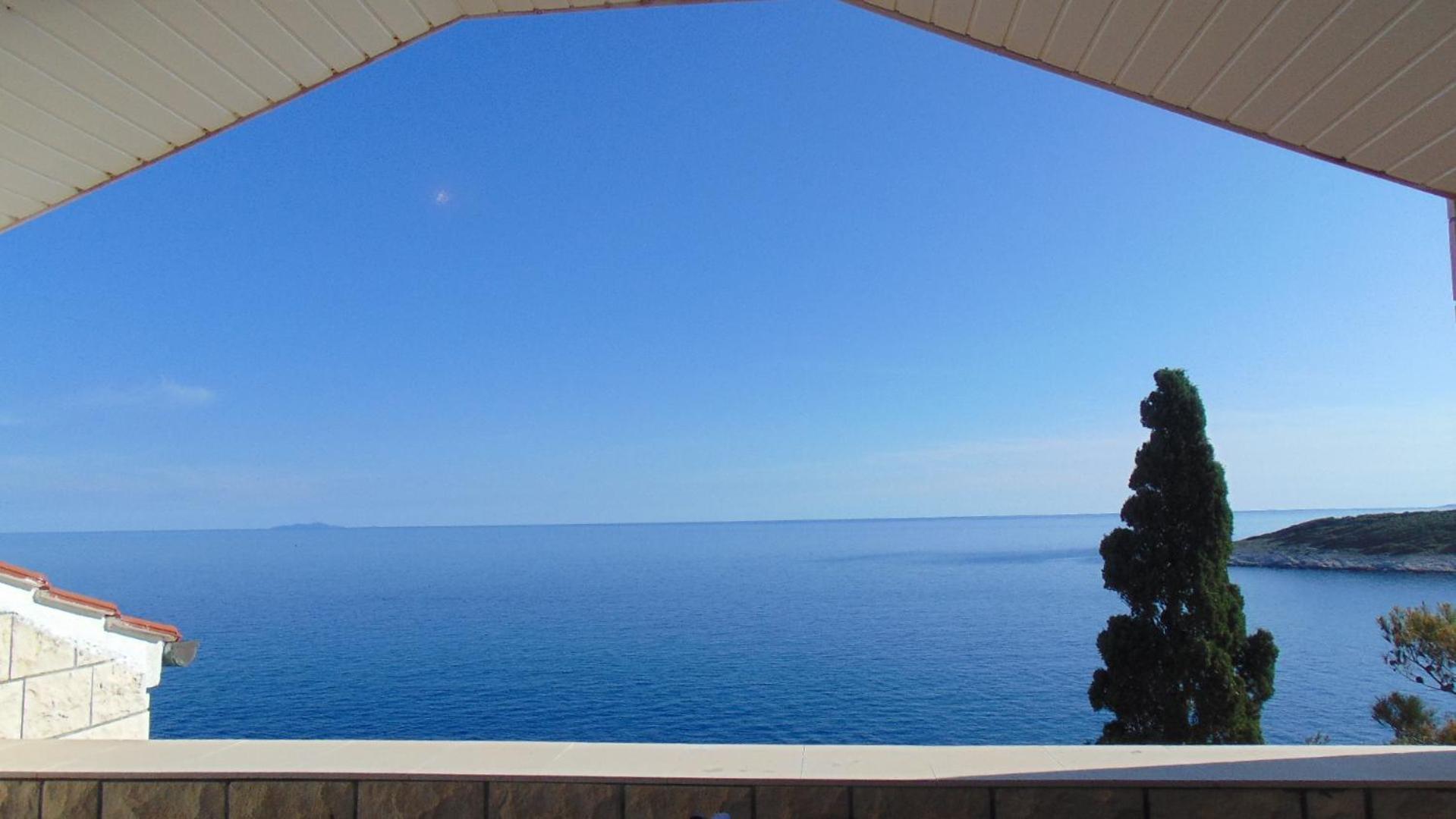Kiki's Haven By Kristonia Apartment Hvar Town