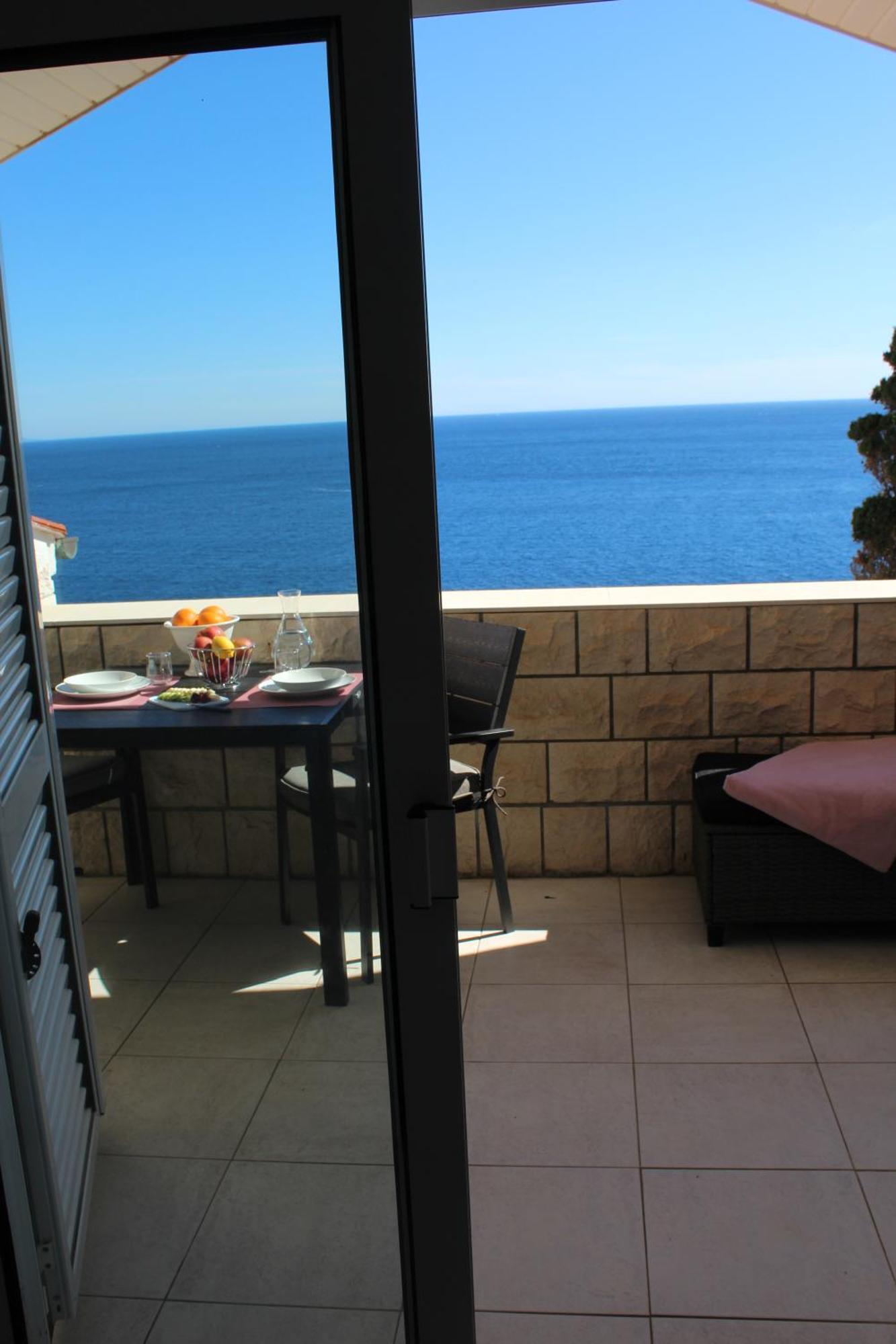 Kiki's Haven By Kristonia Apartment Hvar Town